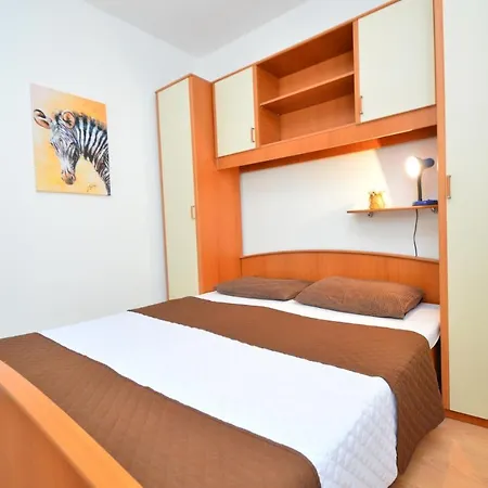 Antonijo Apartment *